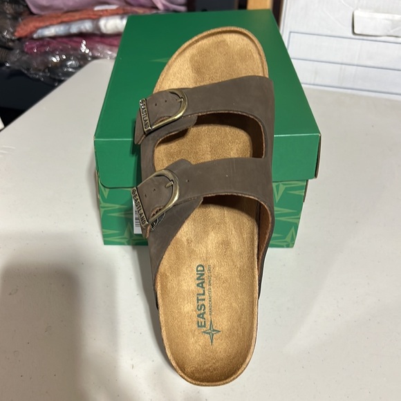 NEW Eastland Men’s Cambridge Sandals Olive Leather Upper NIB - Picture 5 of 10